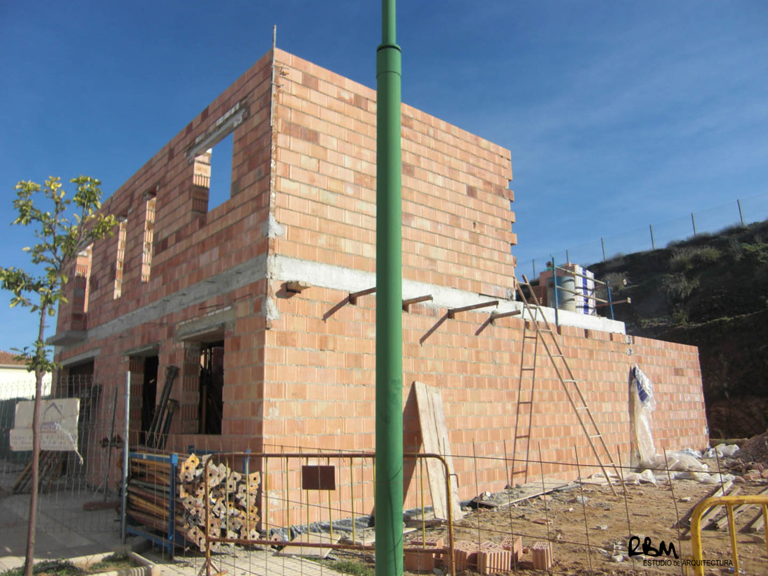 1115_02_Vivienda-social-moderna-Algaidas-autoconstruccion-arquitecto-Raul-Benitez