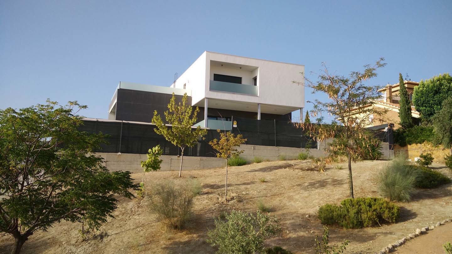 Vivienda aislada con piscina, Jun